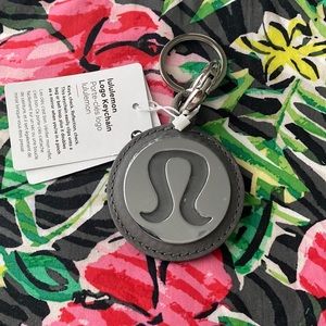 NWT Lululemon Logo Keychain